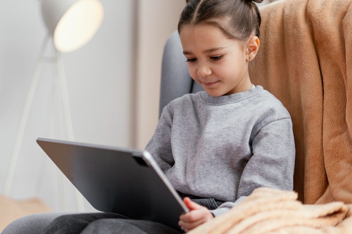 Perbandingan Antara Tablet Dan Laptop Untuk Belajar