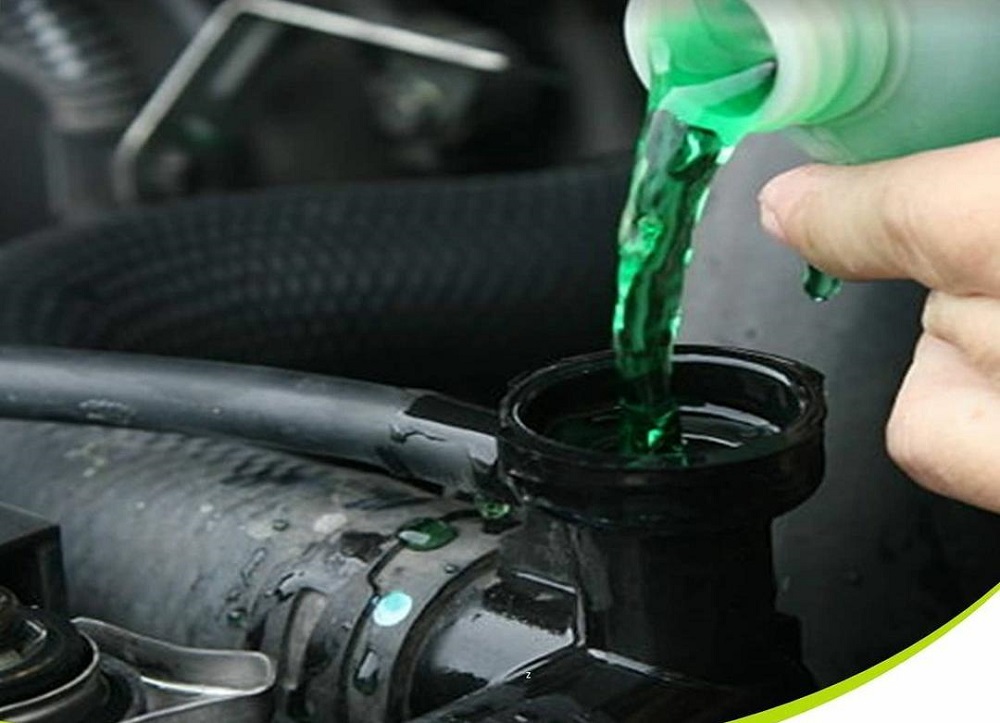 Tips Merawat Mesin Mobil Agar Awet